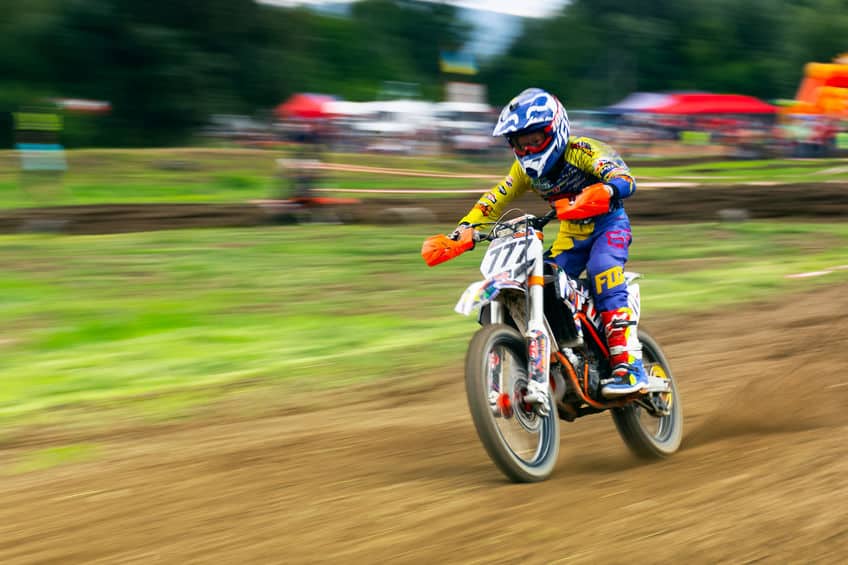 Fotografia esportiva com efeito panning