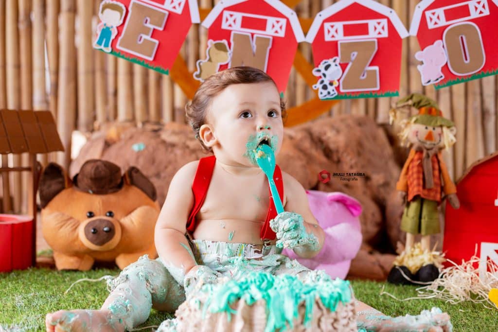 Fotografia ensaio smash the cake por Jhulli Tatagiba