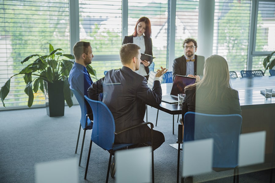 Fotografia empresarial de reunião de equipe